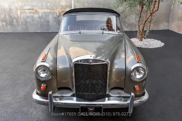 1960 Mercedes-Benz 220E Cabriolet